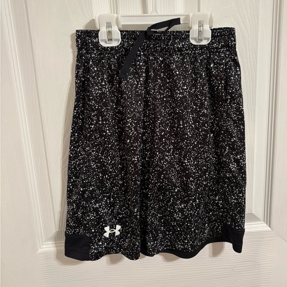 Under Armour Other - Under Armour Black and White Patterned Shorts